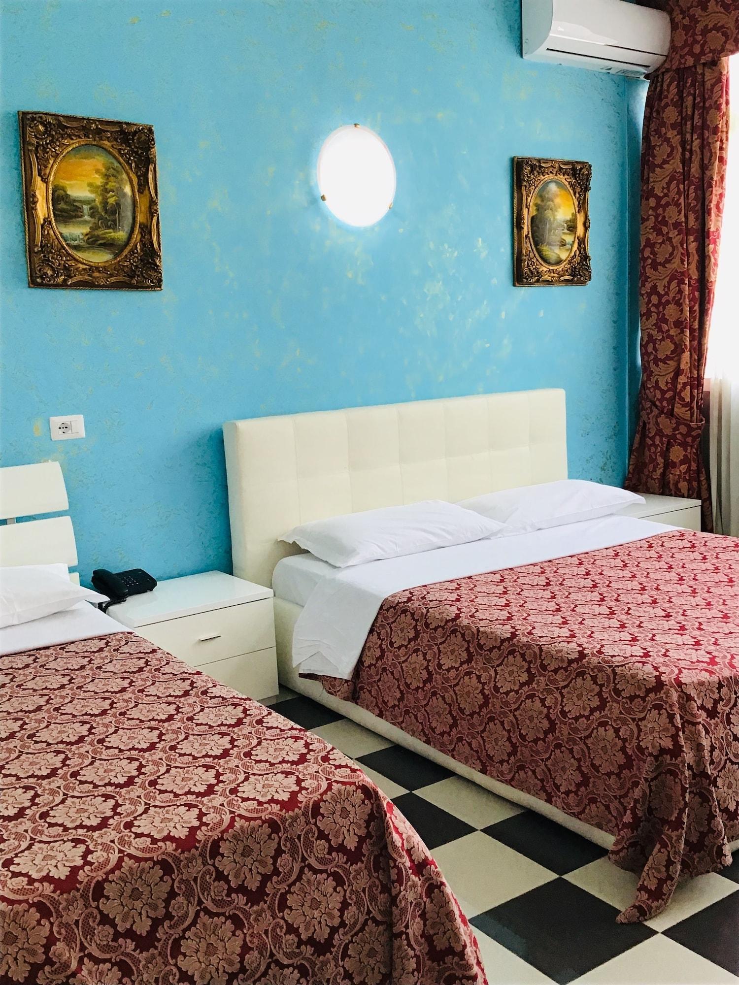 Hotel Giulietta E Romeo กาซาล ปาล็อกโก ภายนอก รูปภาพ