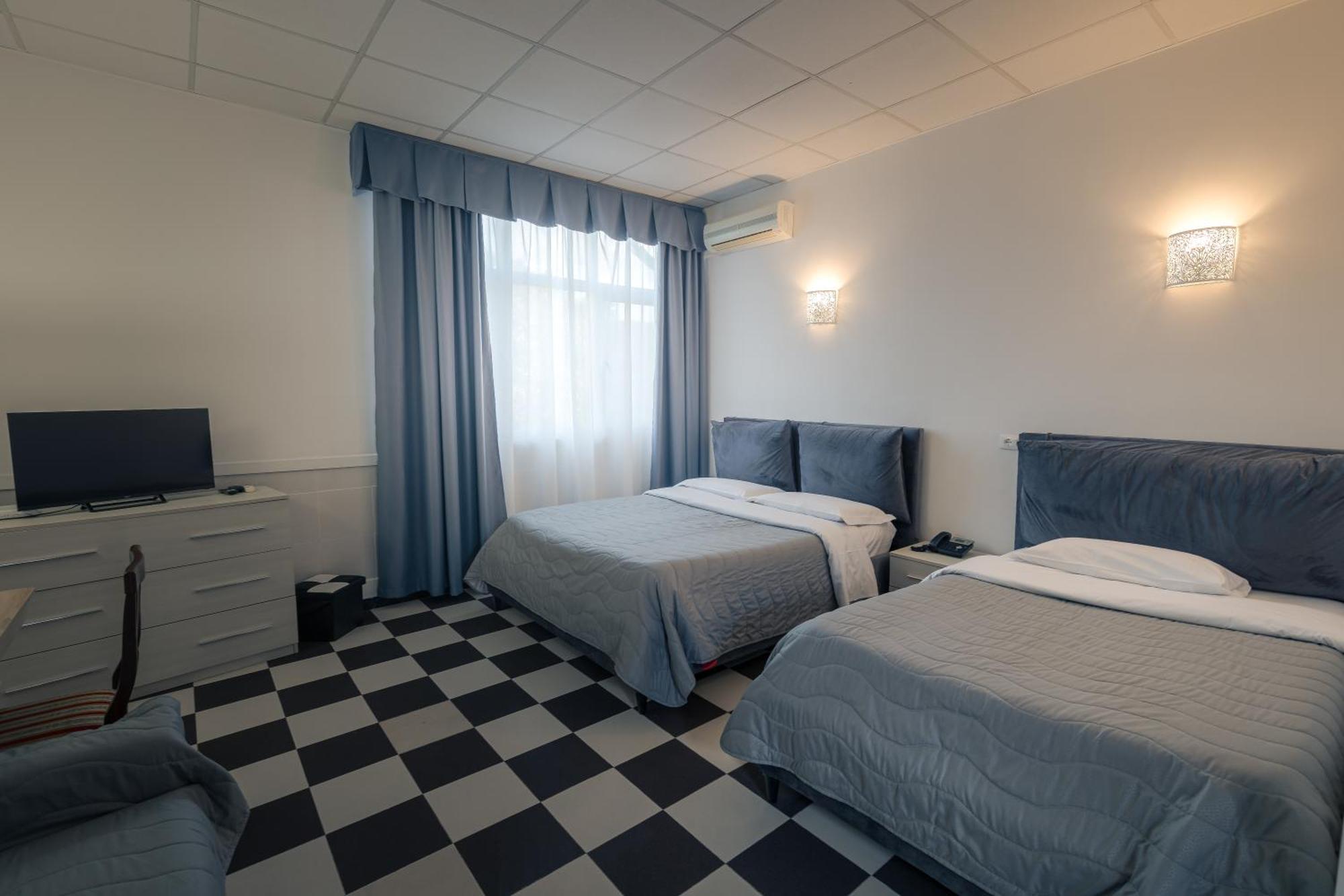 Hotel Giulietta E Romeo กาซาล ปาล็อกโก ภายนอก รูปภาพ
