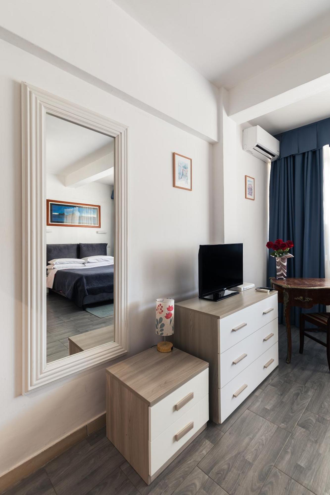 Hotel Giulietta E Romeo กาซาล ปาล็อกโก ภายนอก รูปภาพ