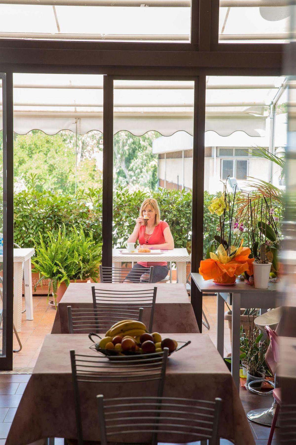 Hotel Giulietta E Romeo กาซาล ปาล็อกโก ภายนอก รูปภาพ